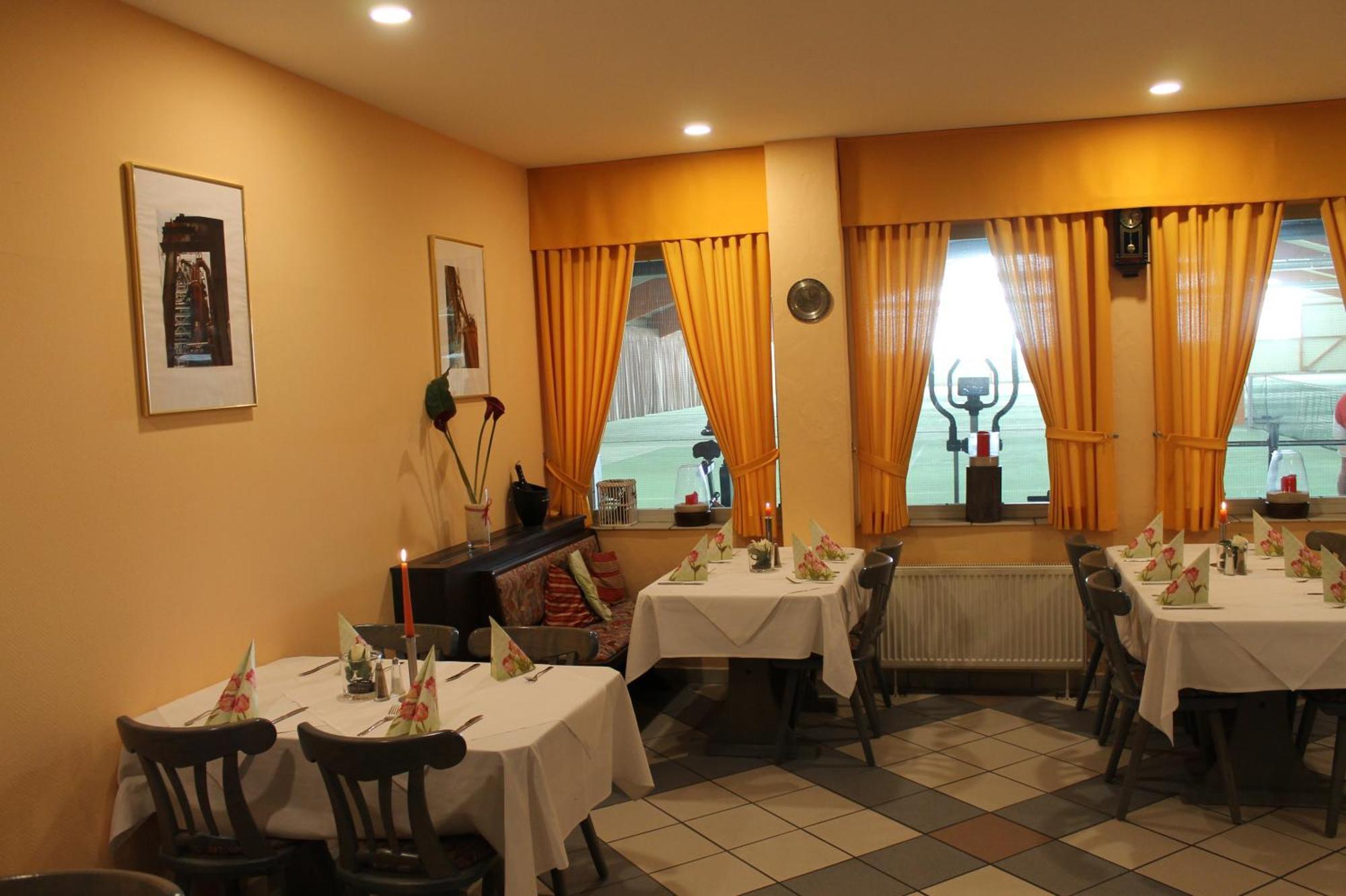 Toto'S Gasthaus Hattingen Extérieur photo